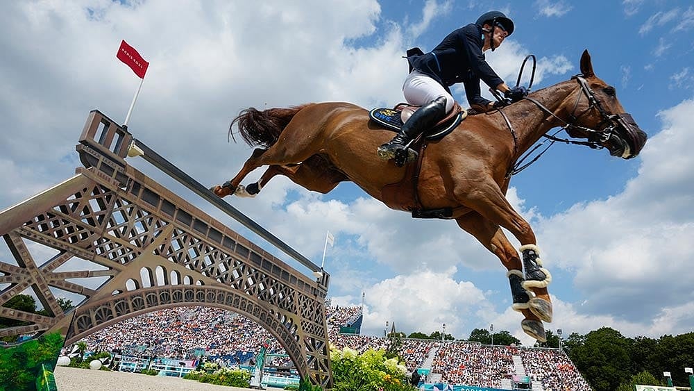 Photo: AP/Mosa'ab Elshamy : Sweden's Henrik von Eckermann will be the defending champion in Equestrian World Cup Finals 2025 jumping event.