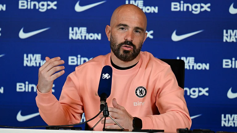 Enzo Maresca during his pre-match press conference - null