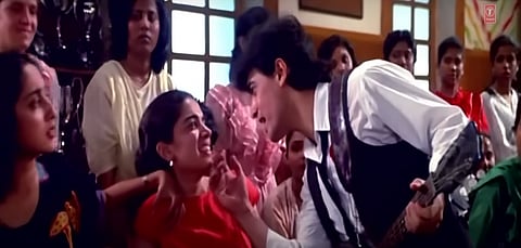 Still from the song 'Papa Kehte Hain'