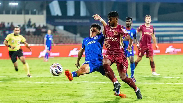 Bengaluru FC 2-0 FC Goa Highlights, ISL Semi-Final 1st Leg: Goals From Mendez, Jhingan OG Gives Blues First-Leg Victory