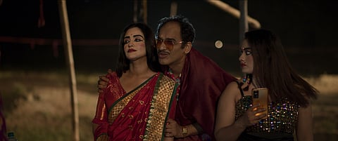 Nadharer Bhela Still