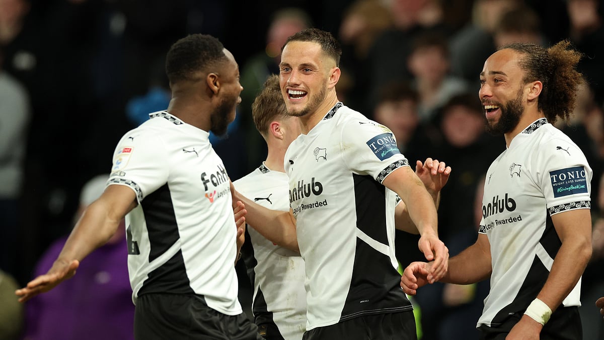 Jerry Yates celebrates for Derby