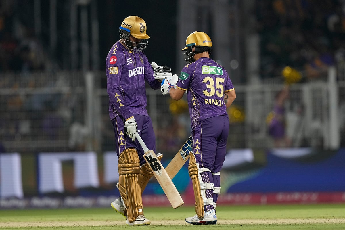 (AP Photo/Bikas Das)

 : Kolkata Knight Riders' Rinku Singh, right, and his batting partner Kolkata Knight Riders' Venkatesh Iyer celebrates after scoring a run during the Indian Premier League cricket match between Kolkata Knight Riders and Sunrisers Hyderabad at Eden Gardens in Kolkata, India, Thursday, April 3, 2025. 
