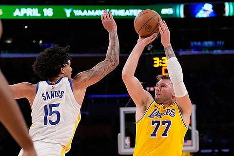 NBA Basketball: Los Angeles Lakers vs Golden State Warriors