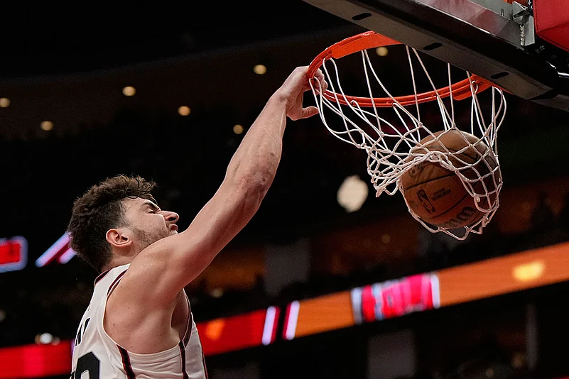 Basketball: Oklahoma City Thunder vs Houston Rockets