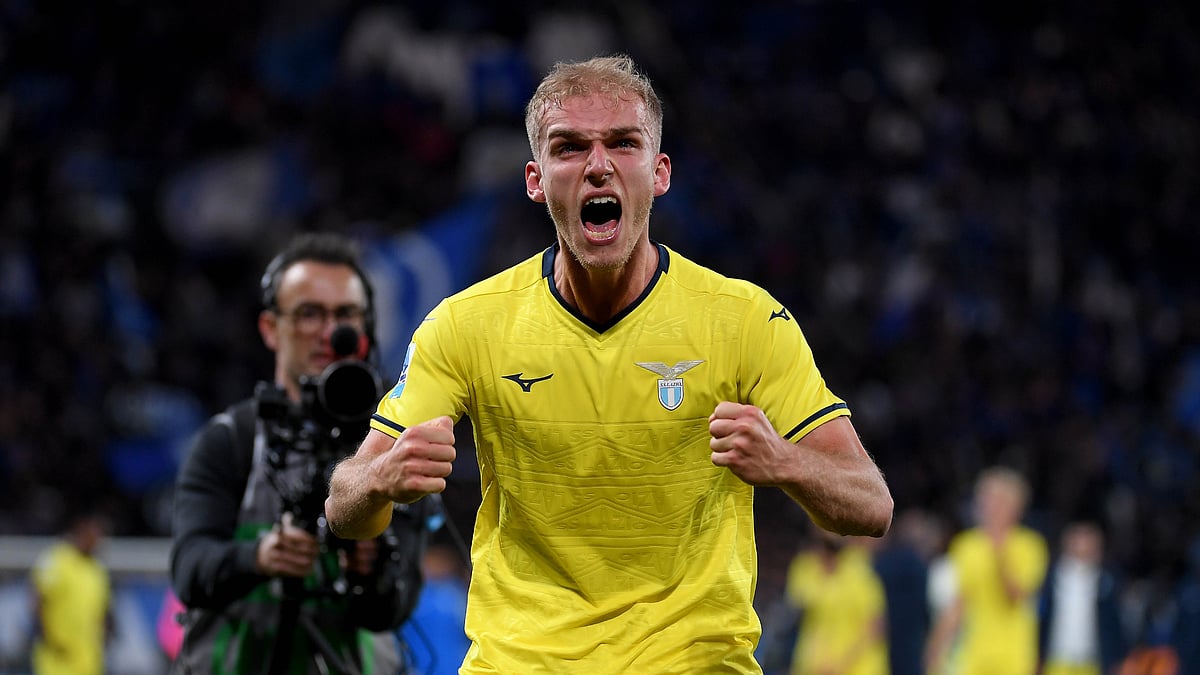Gustav Isaksen celebrates Lazio's win over Atalanta - null