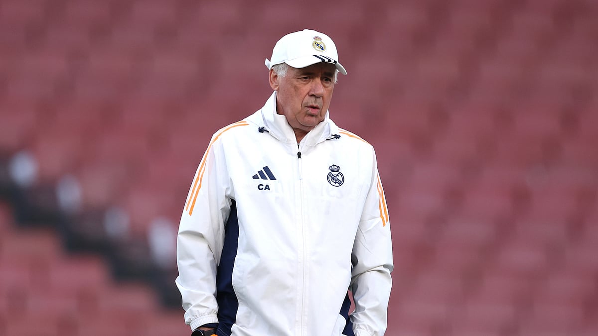 Carlo Ancelotti in Real Madrid training. - null