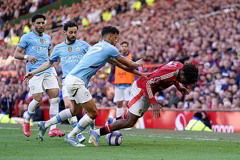 English Premier League: Manchester United vs Manchester City