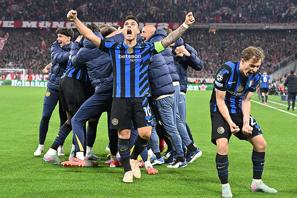 | Photo: Peter Kneffel/DPA via AP : UEFA Champions League: Bayern Munich vs Inter Milan