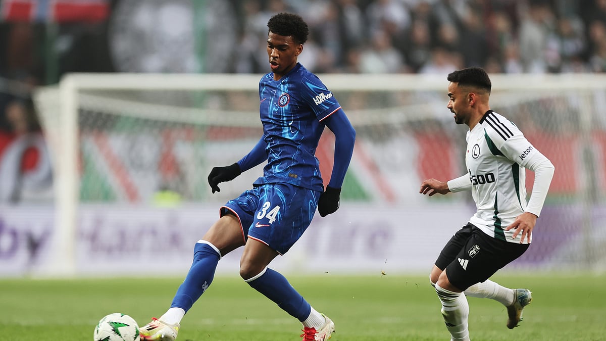 Josh Acheampong during Chelsea's 3-0 win over Legia Warsaw - null