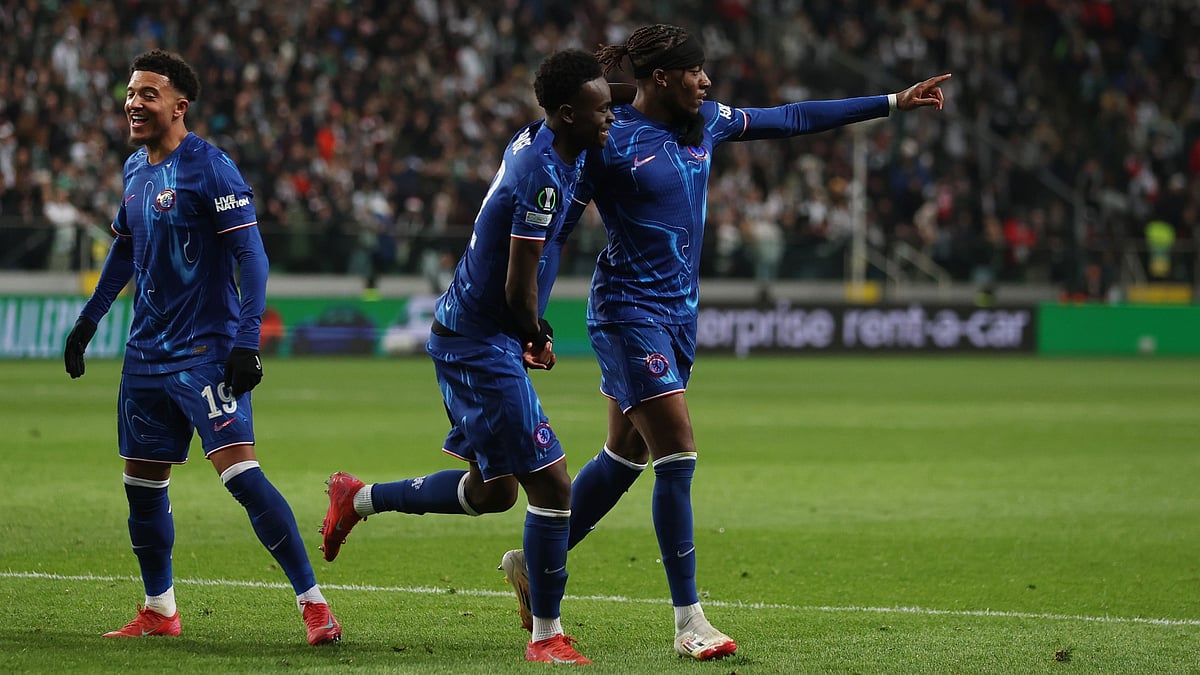 Tyrique George and Noni Madueke celebrate against Legia Warszawa.