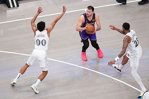 NBA Basketball: Dallas Mavericks vs Los Angeles Lakers