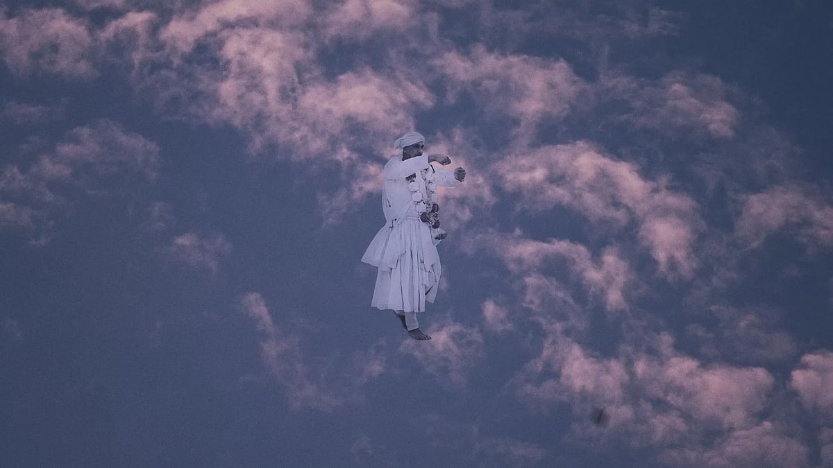 Curious Eyes Cinema : Still