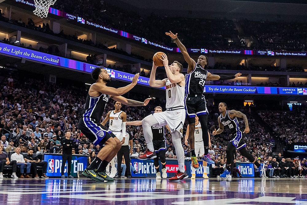 NBA: Denver Nuggets vs Sacramento Kings - | Photo: AP/Sara Nevis