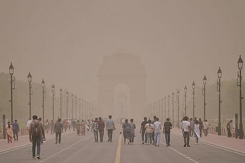 Weather: Dust storm in Delhi