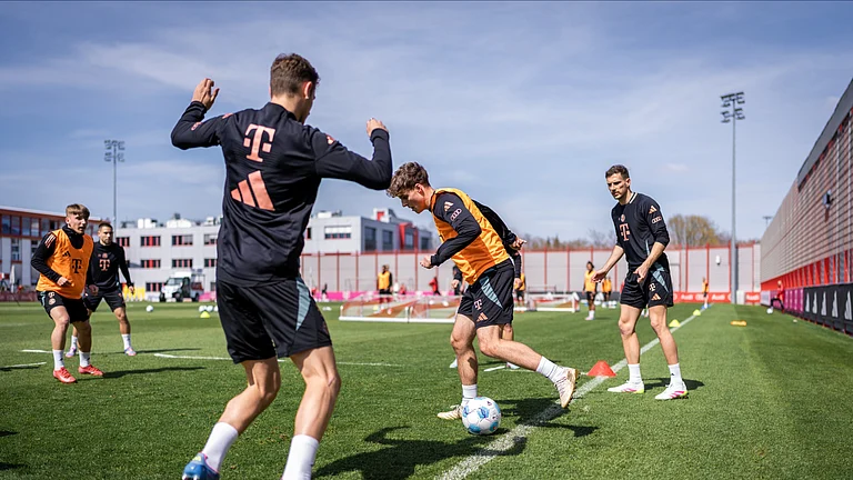 Bayern Munich FC players during a practice session at Allianz Arena, Munich. - Photo: X | FC Bayern Munchen