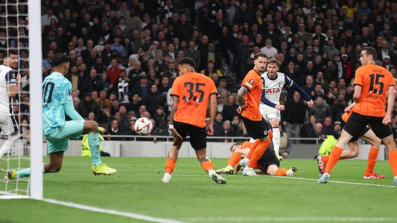 Kaua Santos kept Spurs at bay after half-time