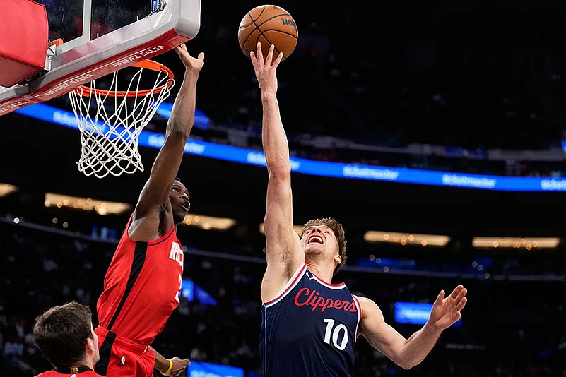 Basketball: Houston Rockets vs Los Angeles Clippers