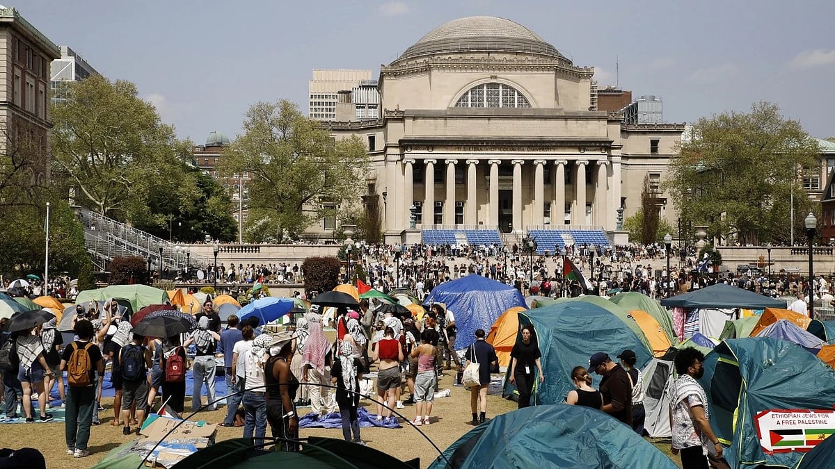 Photo- AP : United States revokes visas of university students (Representational Image) |