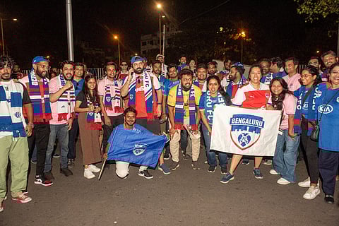 Bengaluru FC fans at the Salt Lake Stadium ahead of the ISL 2024-25 Final match.