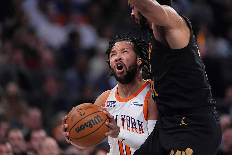 NBA Basketball 2024-25 New York Knicks vs Cleveland Cavaliers: Jalen Brunson