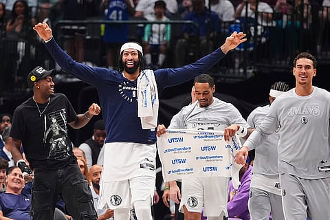 NBA Basketball 2024-25: Dallas Mavericks vs Toronto Raptors