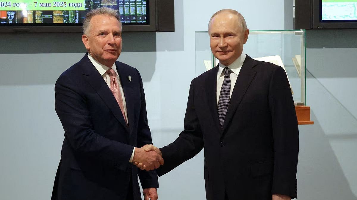 | Image- Sputnik/Gavriil Grigorov/Pool via REUTERS : Russian President Vladimir Putin shakes hands with U.S. President Donald Trump's special envoy Steve Witkoff during a meeting in Saint Petersburg, Russia April 11, 2025. 