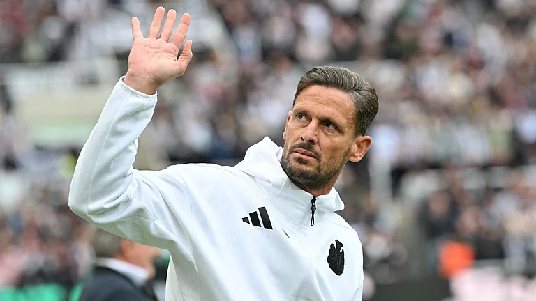 Tindall dedicated Newcastle's win to head coach Howe - null