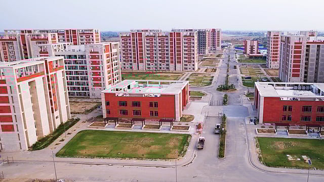 AIIMS Vijaypur, Jammu Honoured With ‘Achievement Award For Best Construction Projects’ At CIDC Vishwakarma Awards 2025