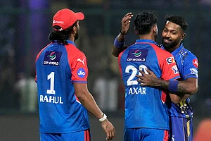 | Photo: AP/Manish Swarup : IPL 2025: Delhi Capitals vs Mumbai Indians