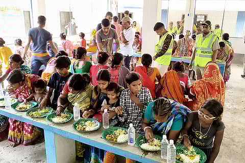 Displaced people at a relief camp in WB's Malda