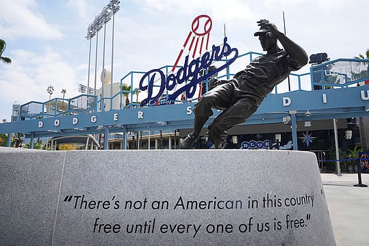 Jackie Robinson Day 2025: Best Photos From Around Major League Baseball