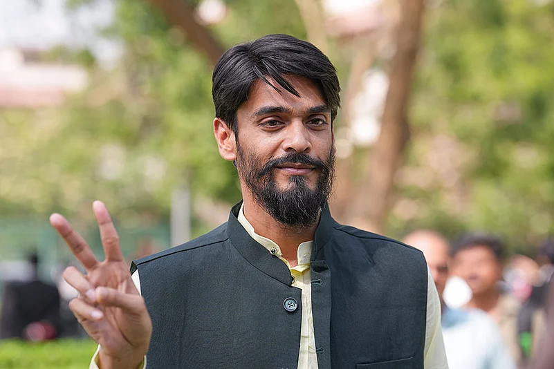 MLA Nawsad Siddique