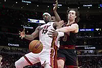 | Photo: AP/Nam Y. Huh : NBA 2024-25: Miami Heat vs Chicago Bulls