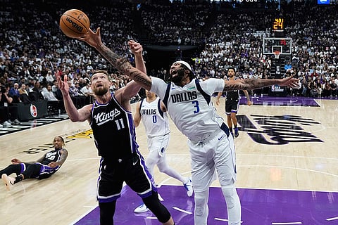 Mavericks Kings Basketball