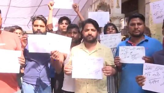 X/ANI : Protest in Delhi's Seelampur