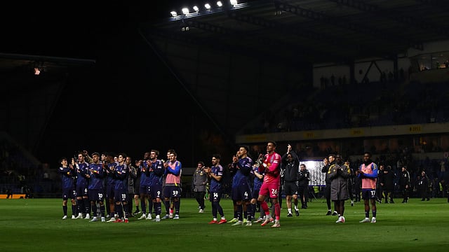 Oxford United 0-1 Leeds: Solomon’s Early Strike Propels The Whites To EFL Championship Summit