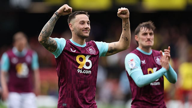 EFL Championship Wrap: Burnley Battle Back To Regain Top Spot; Luton Boost Survival Hopes