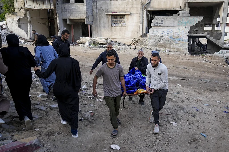 83 Palestinians killed in Israeli Air Strike