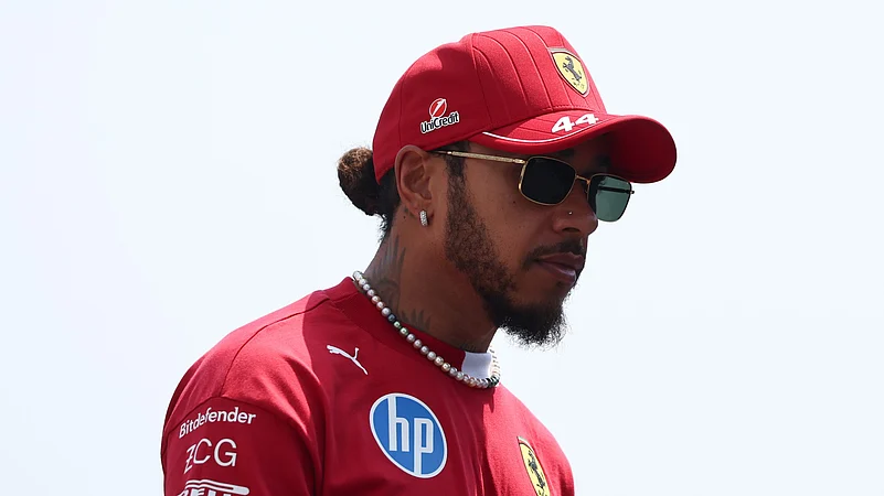 Lewis-Hamilton-Ferrari