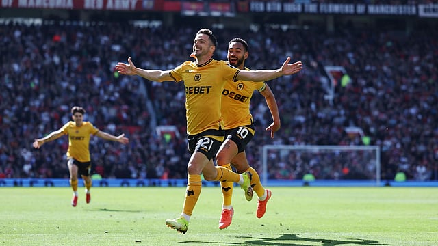Manchester United 0-1 Wolves, Premier League: Sarabia's Stunning Free-Kick Secures Wanderers' Survival