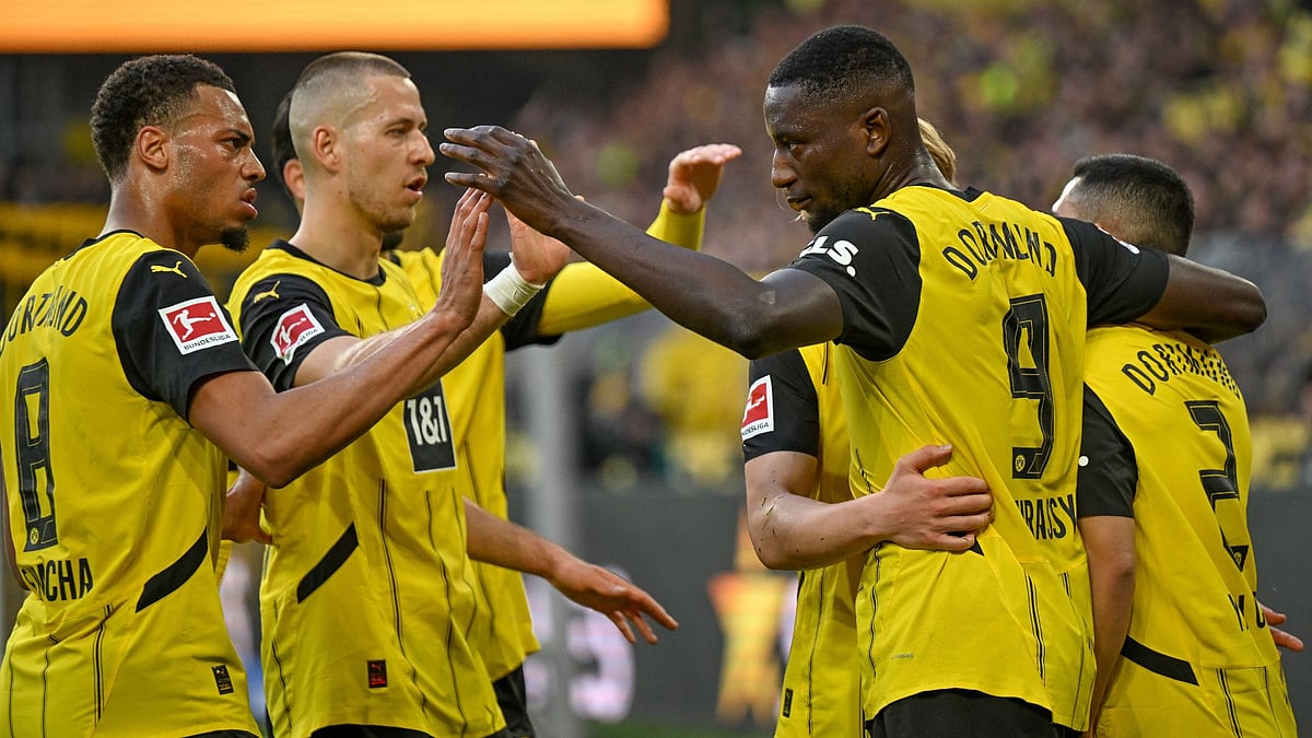 Dortmund celebrate Guirassy's goal