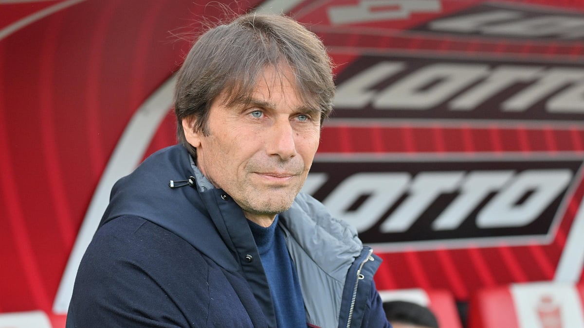 File : Napoli boss Antonio Conte