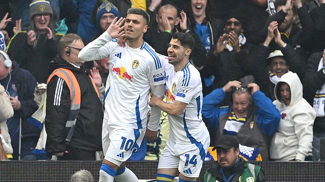 Leeds United 6-0 Stoke City, EFL Championship: Joel Piroe Puts Leaders On Brink Of Promotion