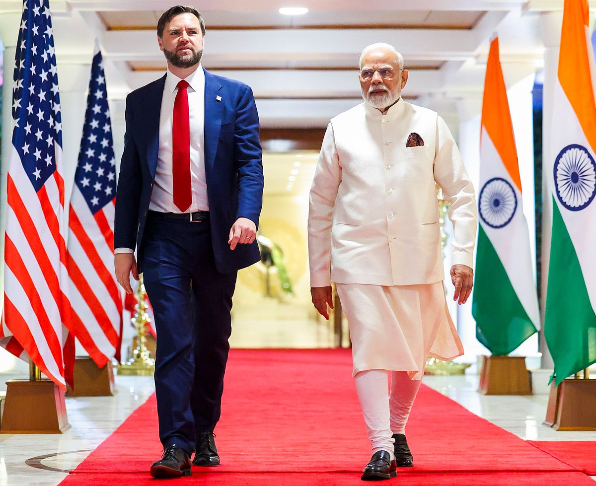 PTI : PM Modi holds talks with JD Vance