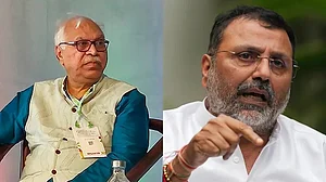 PTI : Former Chief Election Commissioner (CEC) SY Quraishi (L) and BJP MP Nishikant Dubey (R)