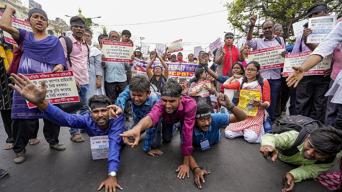 PTI : Jobless teachers' protest in Bengal