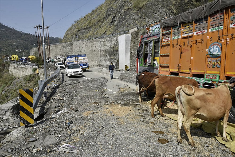 | Photo: Yasir Iqbal : Cloudburst in Ramban