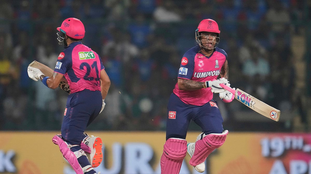 AP Photo/Manish Swarup : Rajasthan Royals' Shimron Hetmyer, right, and batting partner Dhruv Jurel run between the wickets to score during the Indian Premier League cricket match between Delhi Capitals and Rajasthan Royals at Arun Jaitley Stadium in New Delhi.