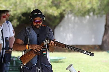 Instagram/ @tondaimanpr : Prithviraj Tondaiman in action.